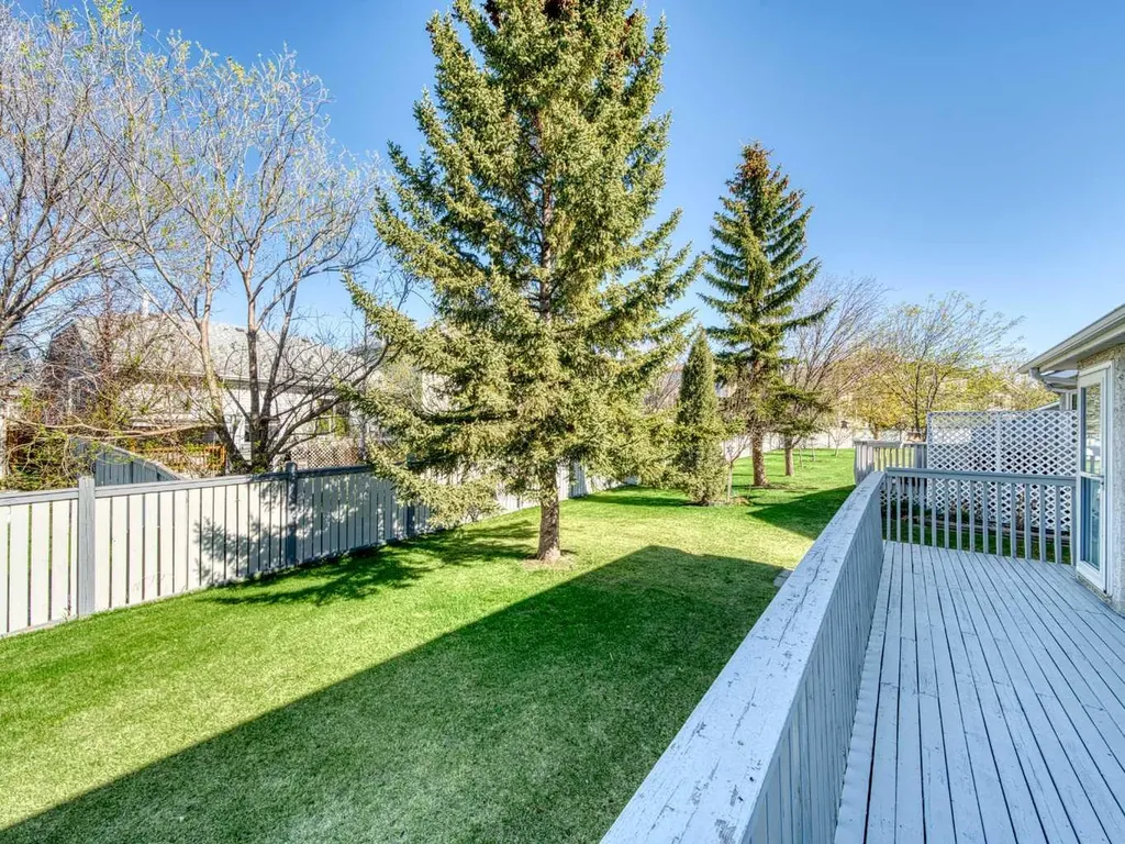 301 Arbour Cliff Close NW Calgary AB T3G3W8