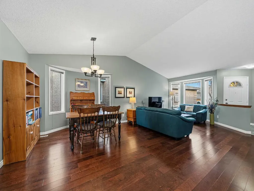 301 Arbour Cliff Close NW Calgary AB T3G3W8