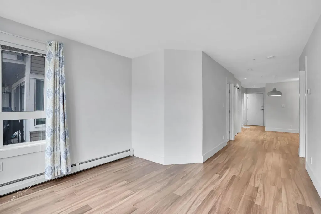 510 Edmonton Trail NE Calgary AB T2E 3H1