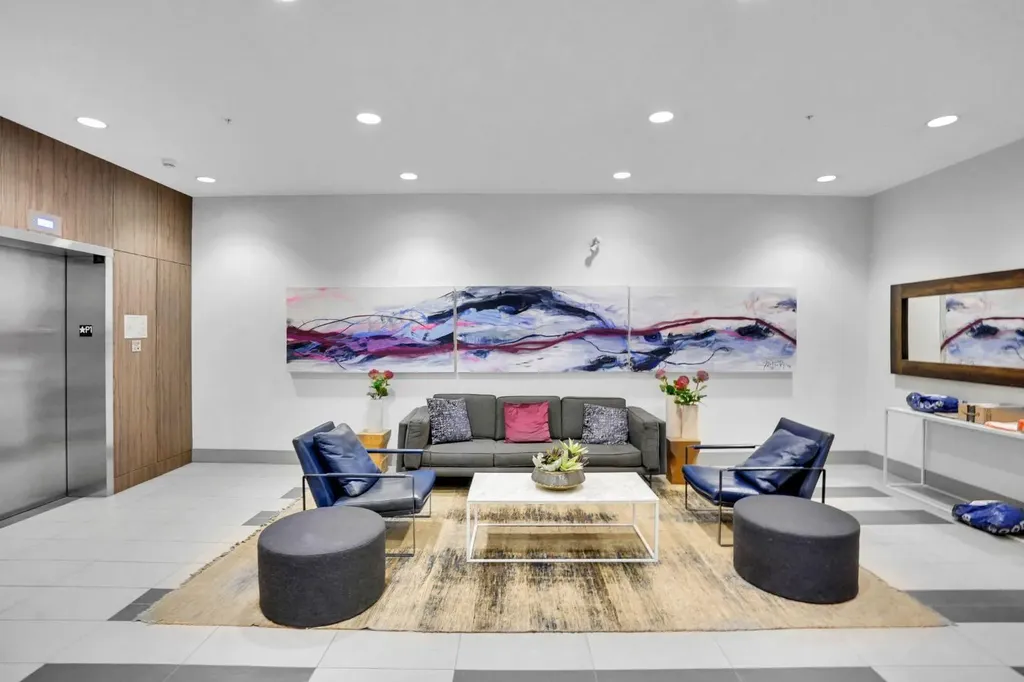 510 Edmonton Trail NE Calgary AB T2E 3H1