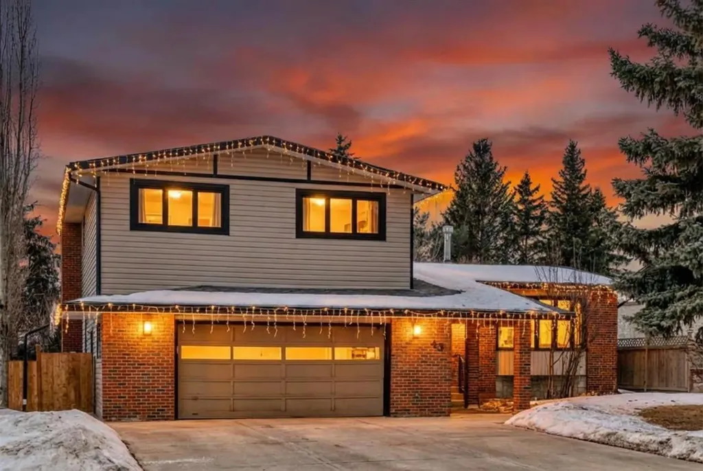 43 Allan Street Red Deer AB T4R 1A6