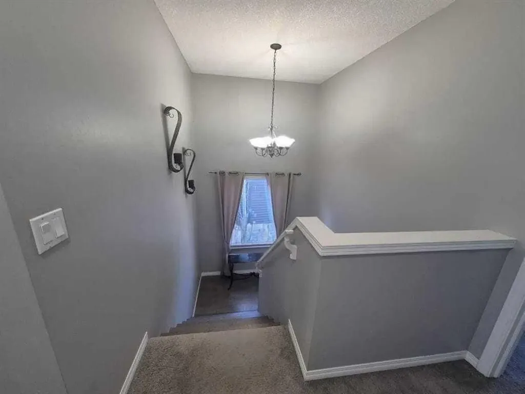 422 Bridlecreek Green SW Calgary AB T2Y3P1