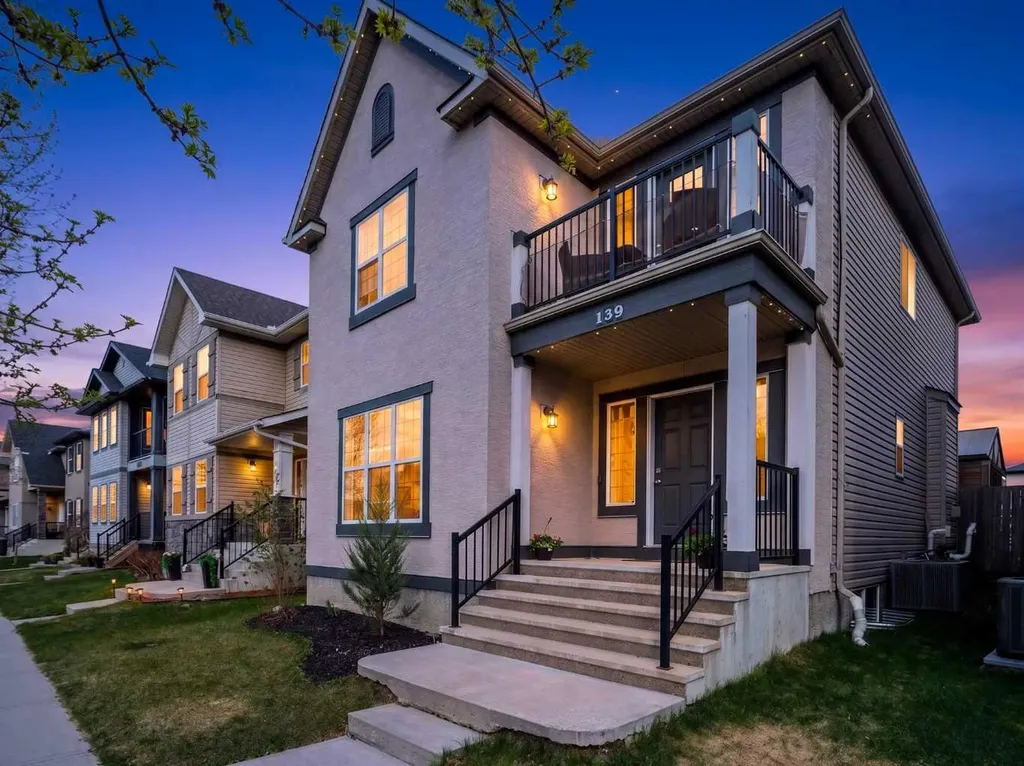 139 Elgin Terrace SE Calgary AB T2Z 0G3