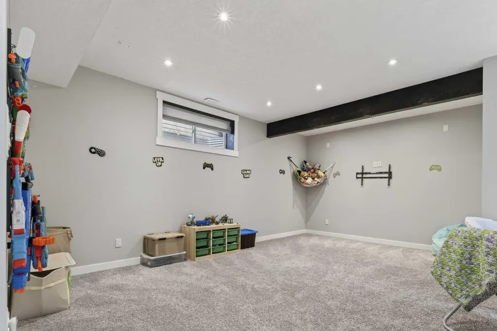 139 Elgin Terrace SE Calgary AB T2Z 0G3