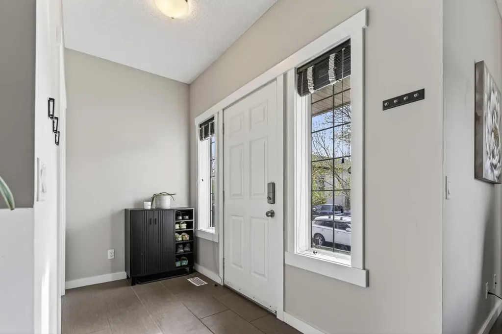 139 Elgin Terrace SE Calgary AB T2Z 0G3