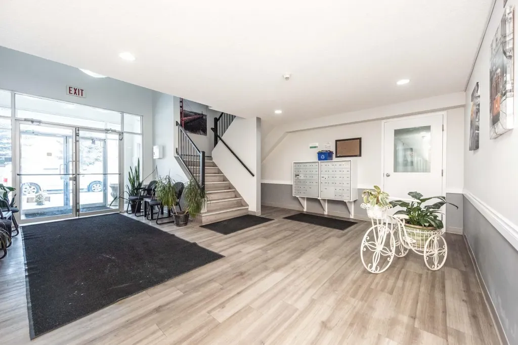 5555 Falsbridge Drive NE Calgary AB T3J3E8