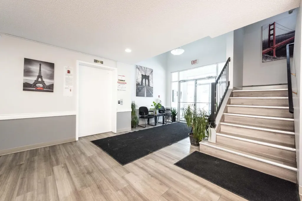 5555 Falsbridge Drive NE Calgary AB T3J3E8