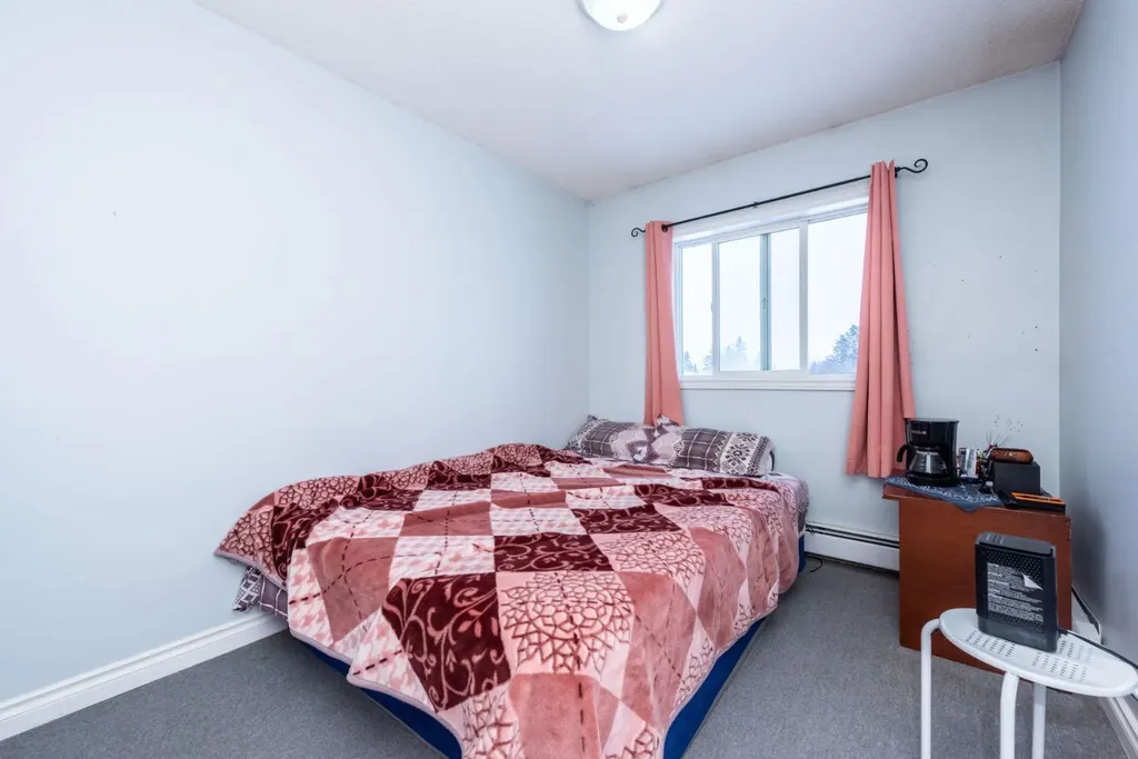 5555 Falsbridge Drive NE Calgary AB T3J3E8