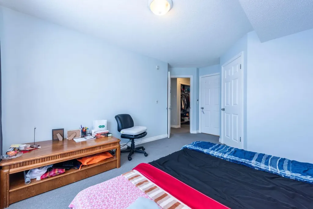 5555 Falsbridge Drive NE Calgary AB T3J3E8