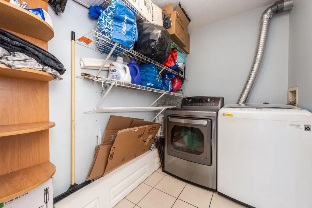 5555 Falsbridge Drive NE Calgary AB T3J3E8