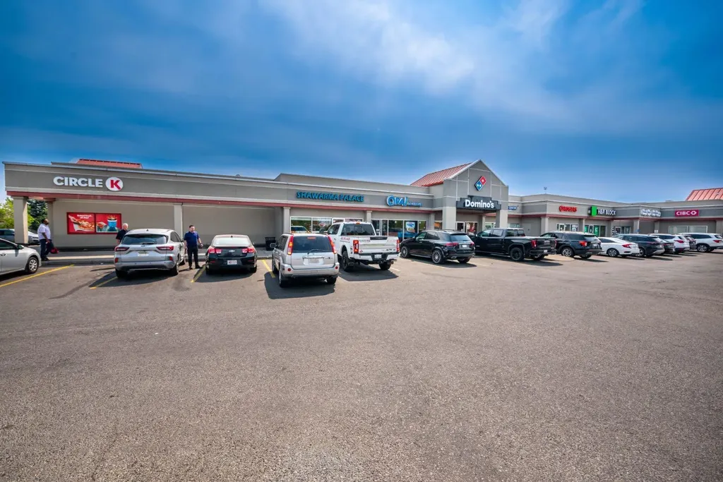 5555 Falsbridge Drive NE Calgary AB T3J3E8
