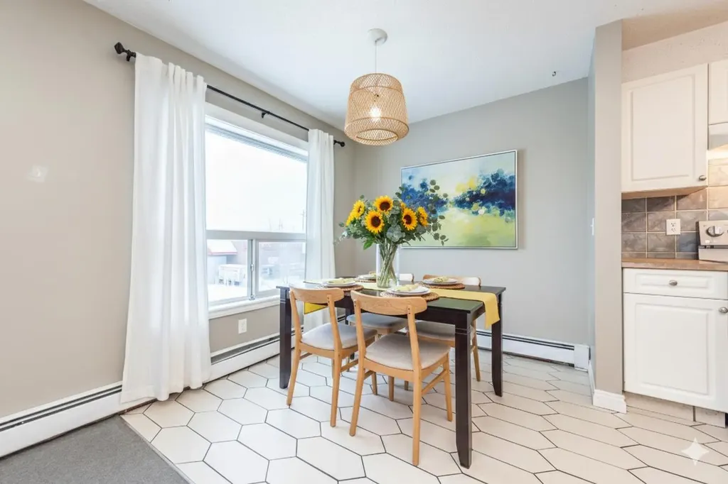 5555 Falsbridge Drive NE Calgary AB T3J3E8