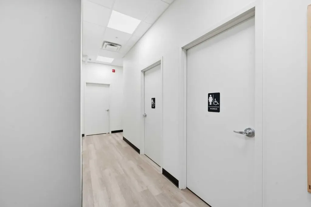 10748 74 Street SE Calgary AB T2C 5N6