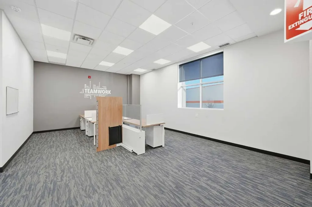 10748 74 Street SE Calgary AB T2C 5N6