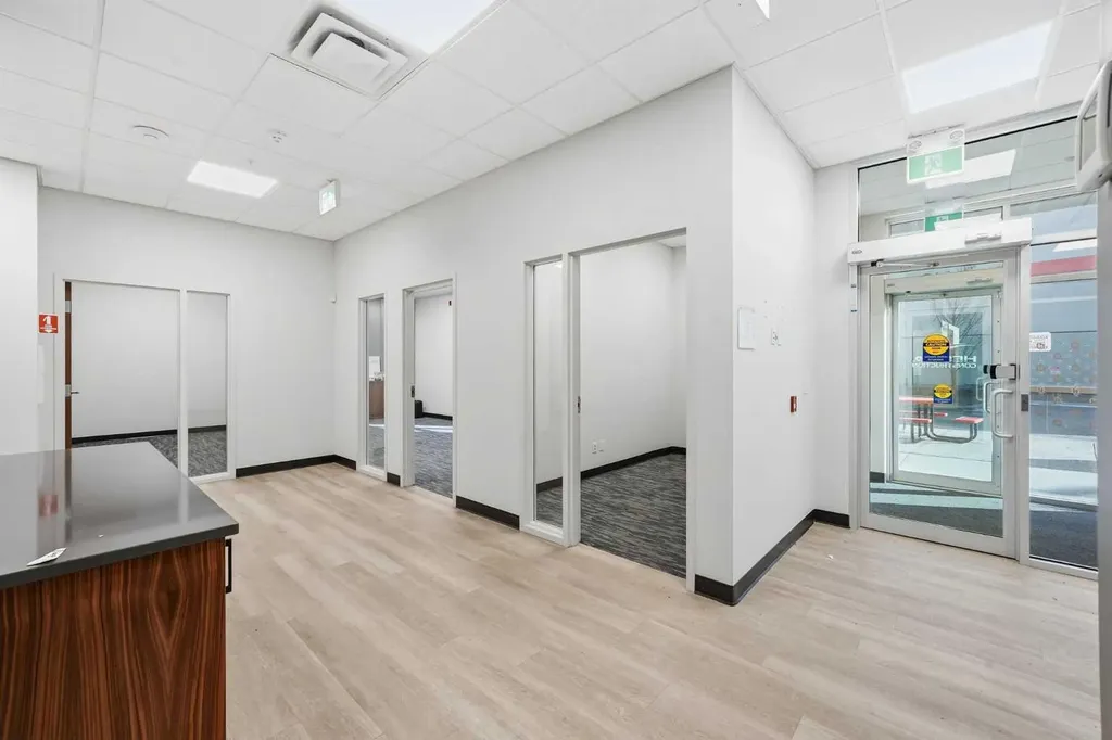10748 74 Street SE Calgary AB T2C 5N6