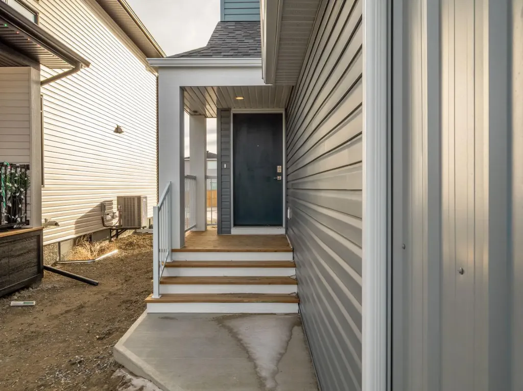 746 Violet Place W Lethbridge AB T1J5V1
