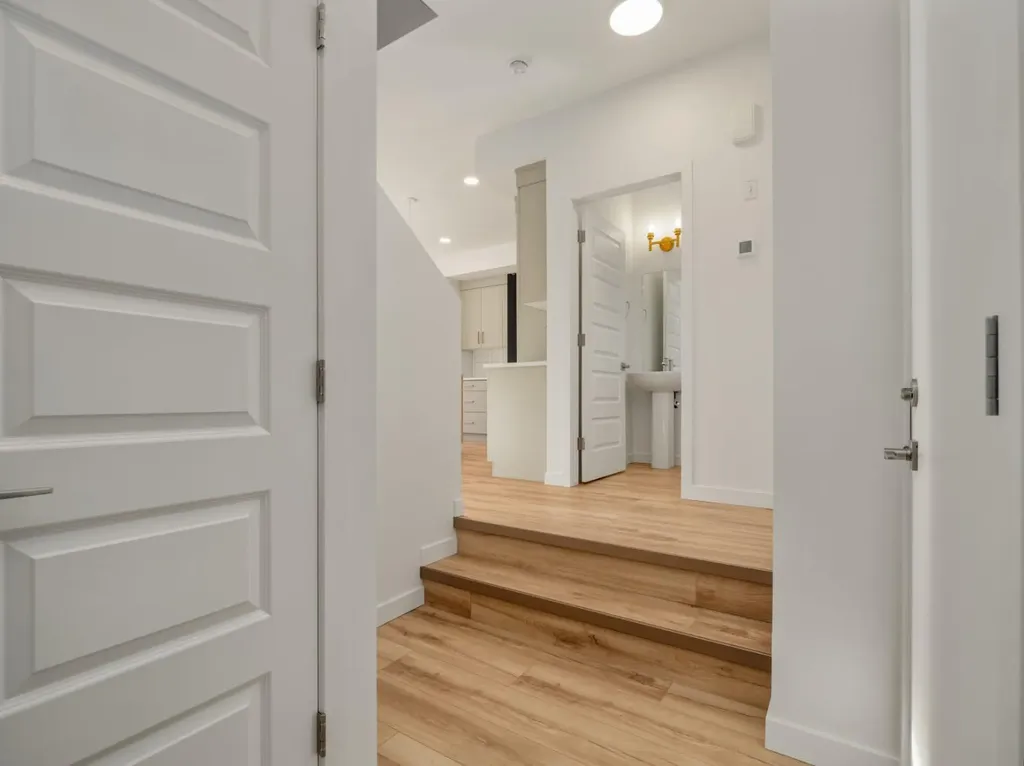 746 Violet Place W Lethbridge AB T1J5V1