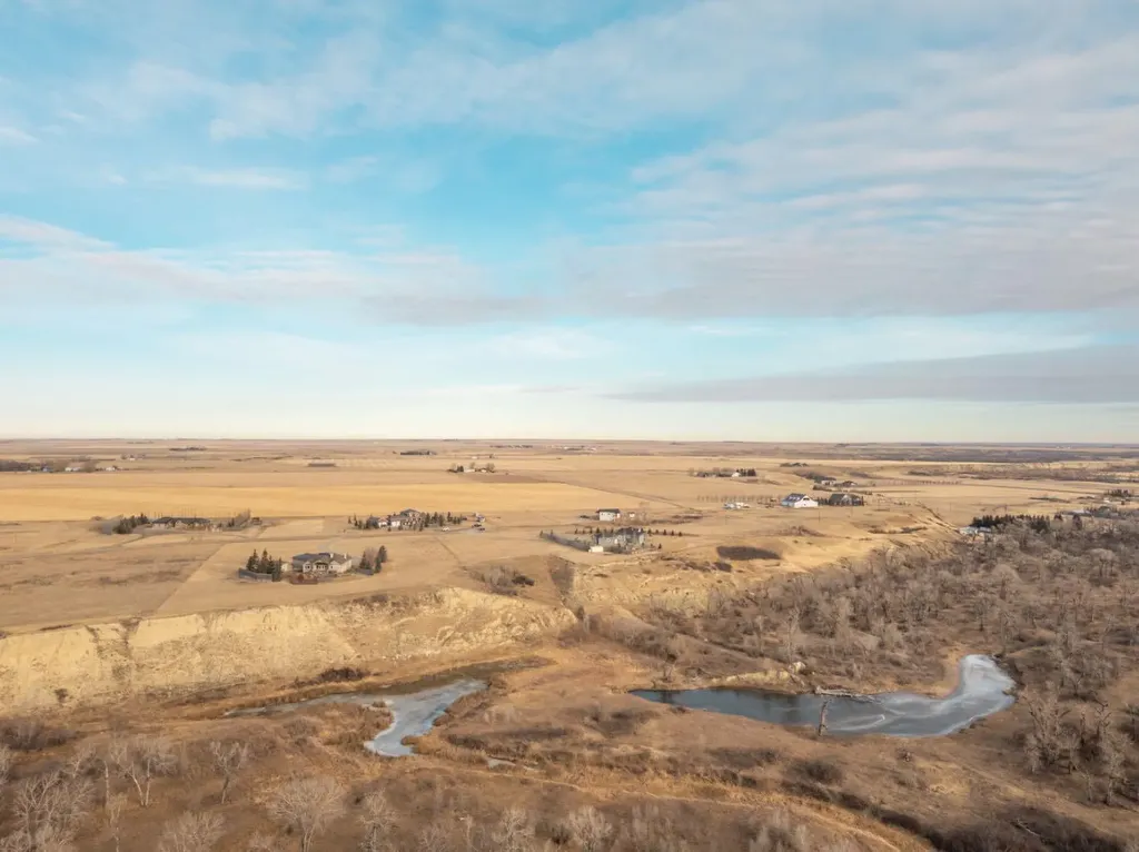 63 Deer Path Meadows Fort Macleod AB T0L 0Z0