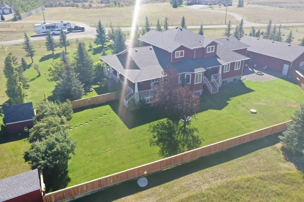 63 Deer Path Meadows Fort Macleod AB T0L 0Z0