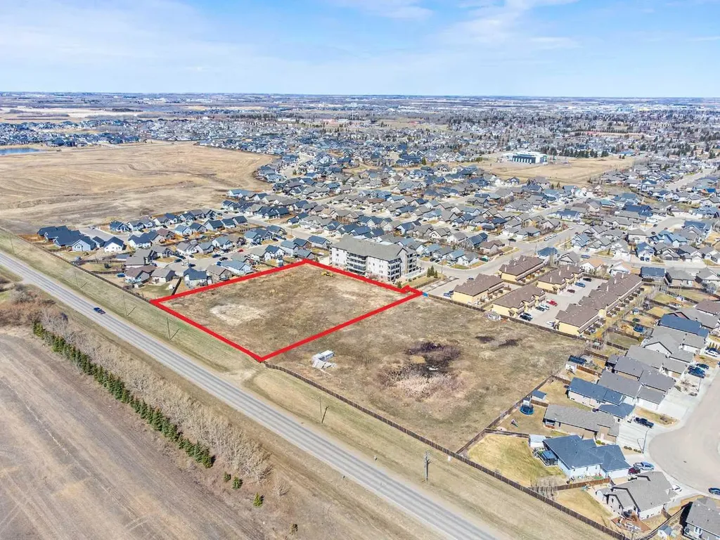 1308 53 Avenue Lloydminster AB T9V 2K8