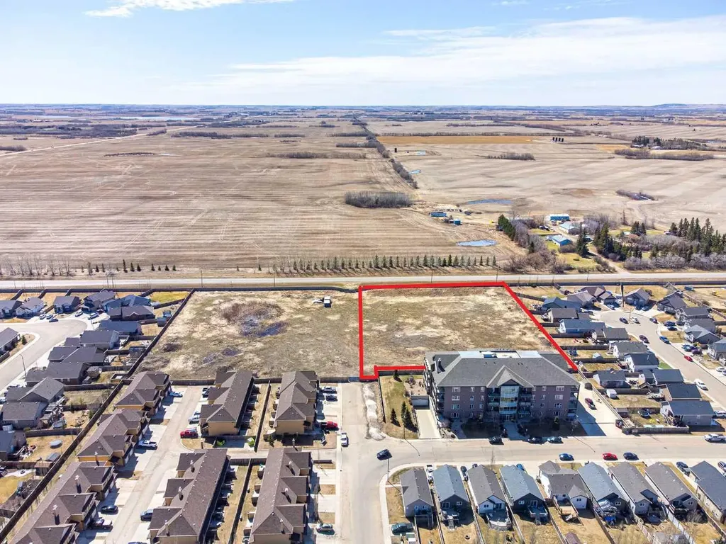 1308 53 Avenue Lloydminster AB T9V 2K8