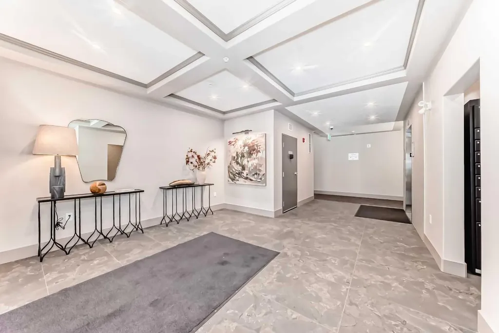 2117 81 Street SW Calgary AB T3H6H5