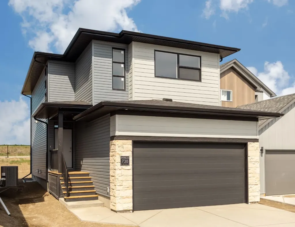 738 Violet Place W Lethbridge AB T1J5V1