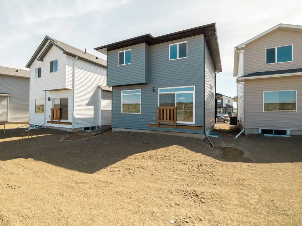 738 Violet Place W Lethbridge AB T1J5V1