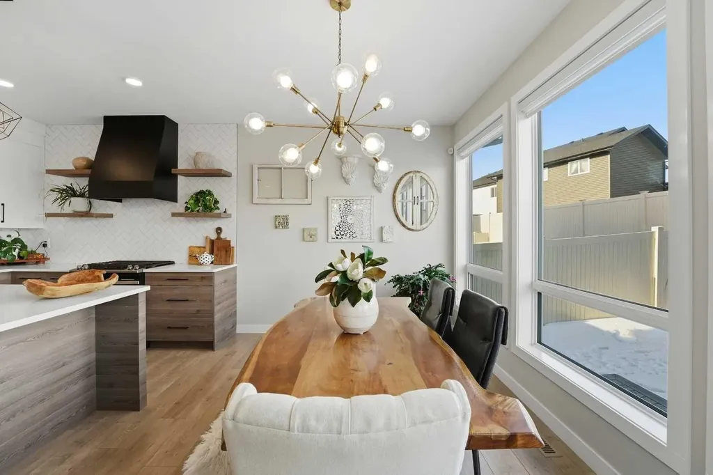 20 Ellington Crescent Red Deer AB T4P 3E2