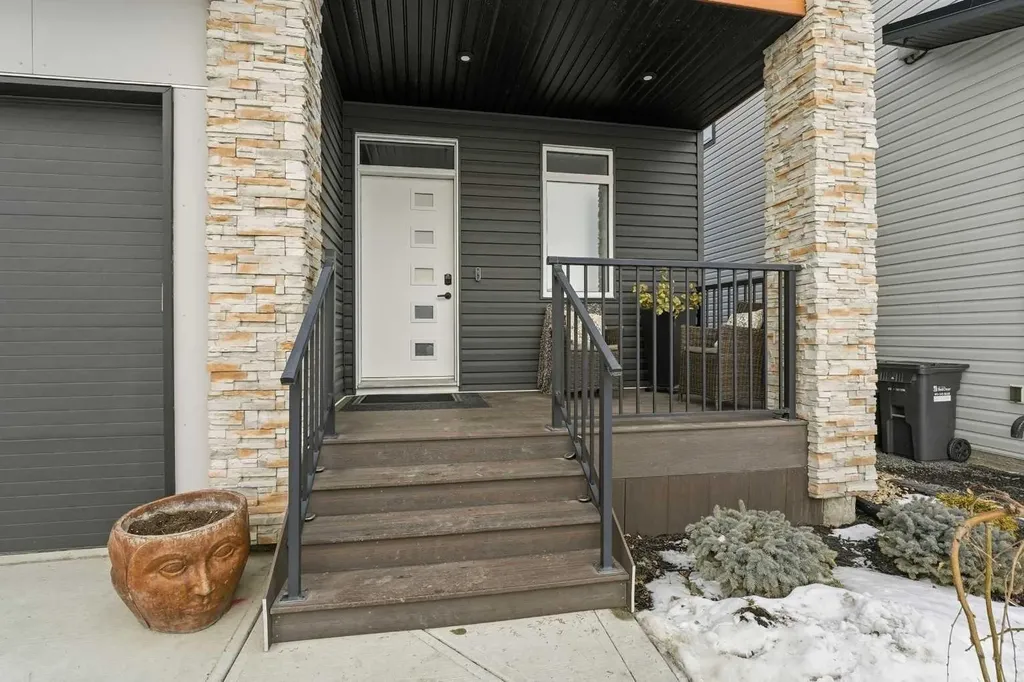 20 Ellington Crescent Red Deer AB T4P 3E2