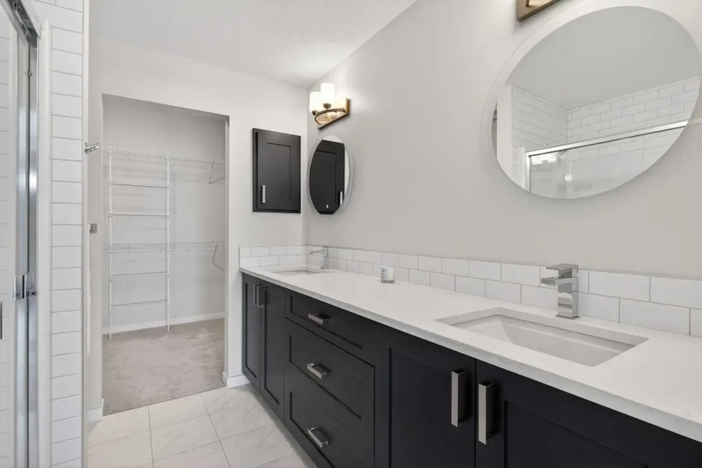 200 Harvest Hills Place NE Calgary AB T2M0C8