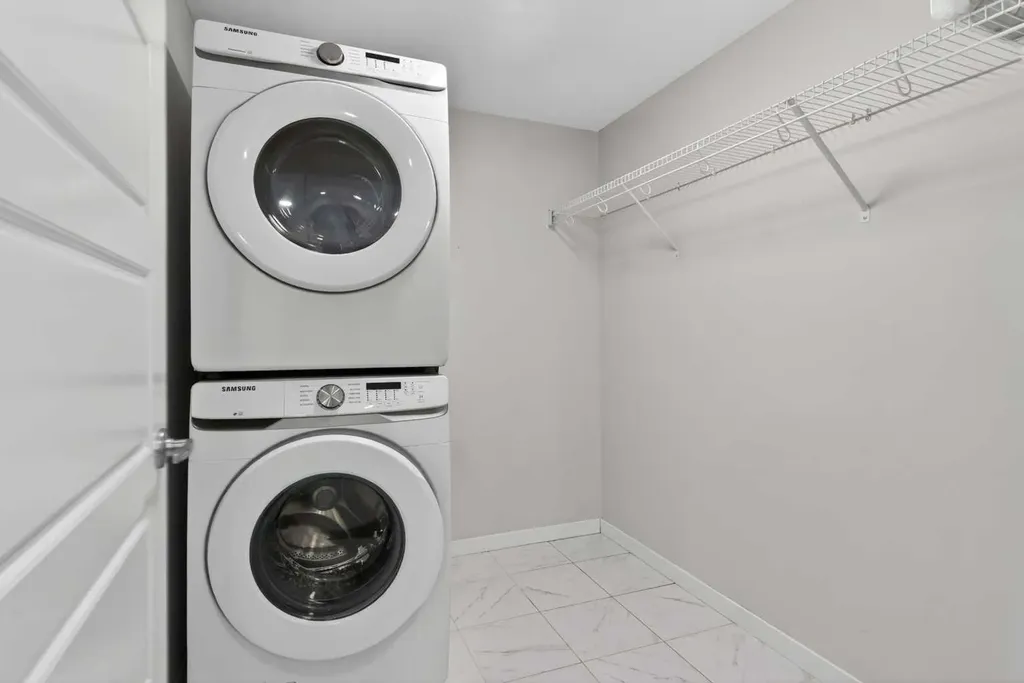 200 Harvest Hills Place NE Calgary AB T2M0C8