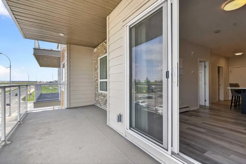 200 Harvest Hills Place NE Calgary AB T2M0C8