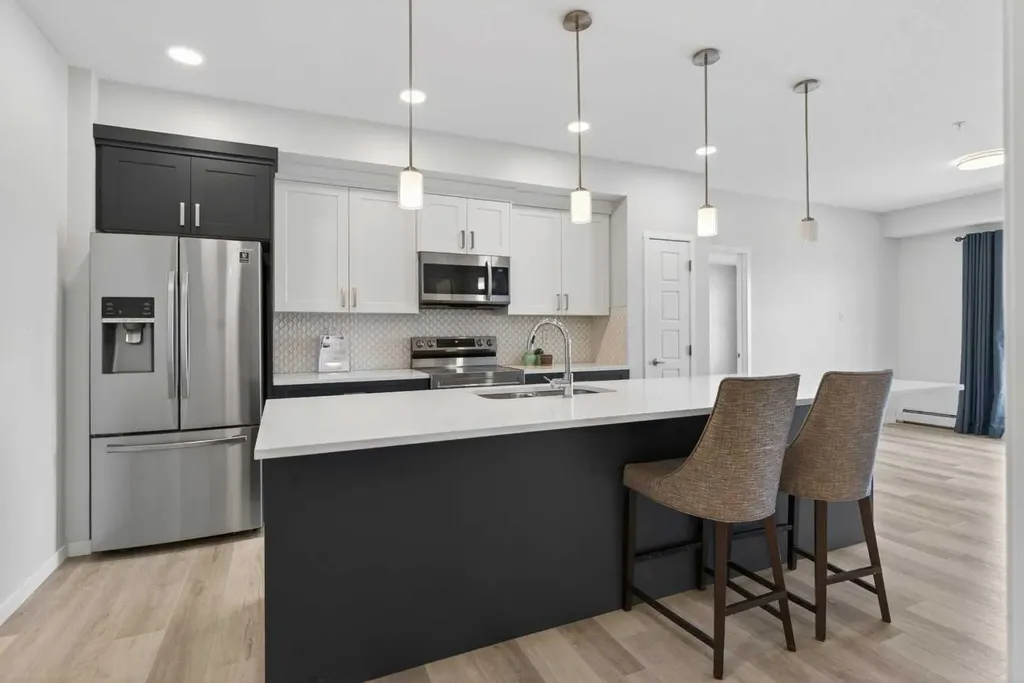 200 Harvest Hills Place NE Calgary AB T2M0C8