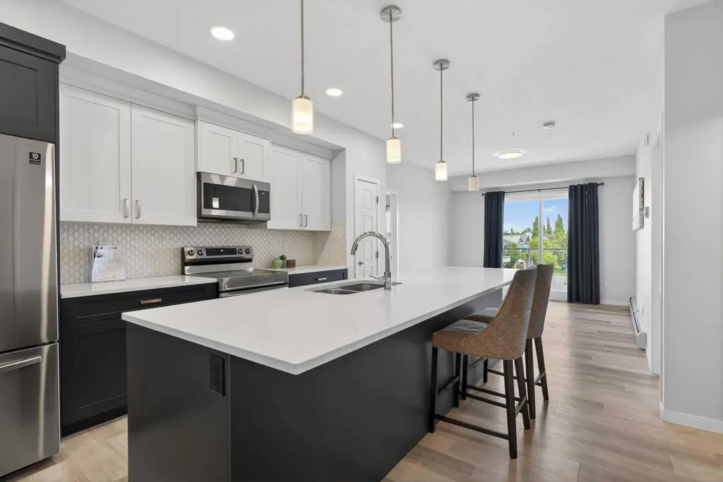 200 Harvest Hills Place NE Calgary AB T2M0C8