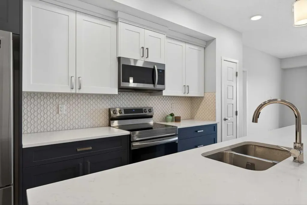 200 Harvest Hills Place NE Calgary AB T2M0C8