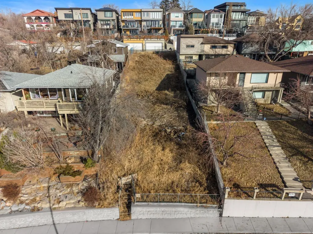 1128 Jamieson Avenue NE Calgary AB T2E 0L5