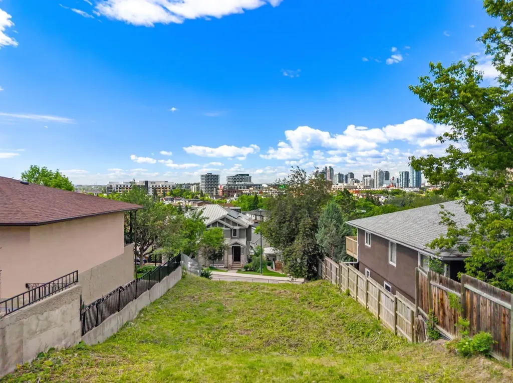 1128 Jamieson Avenue NE Calgary AB T2E 0L5