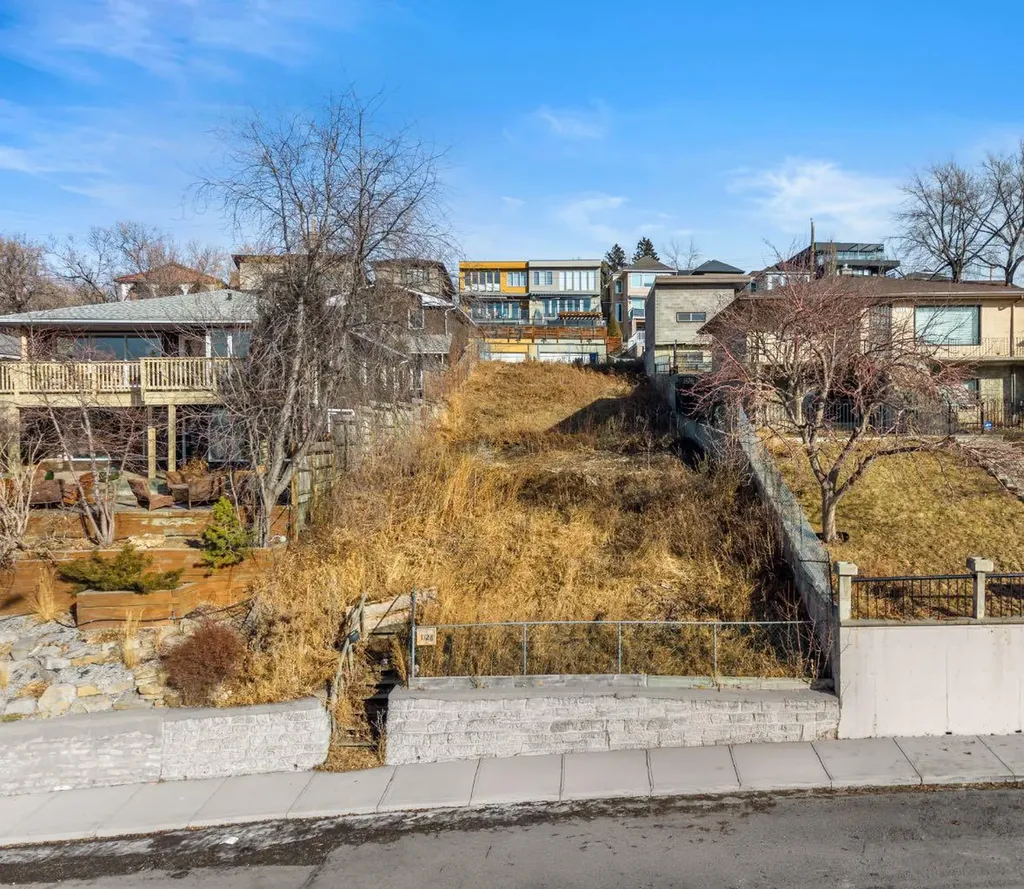 1128 Jamieson Avenue NE Calgary AB T2E 0L5