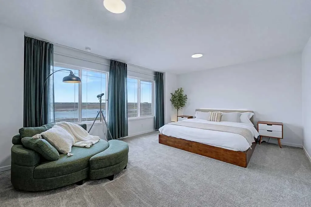 250 Hotchkiss Common SE Calgary AB T3S 0N1