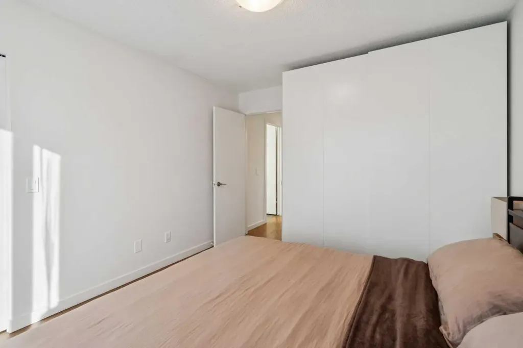 65 Tararidge Close NE Calgary AB T3J 2P5