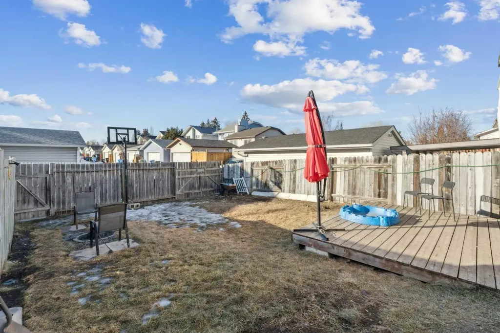 65 Tararidge Close NE Calgary AB T3J 2P5