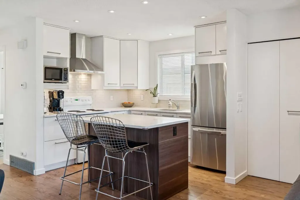 65 Tararidge Close NE Calgary AB T3J 2P5