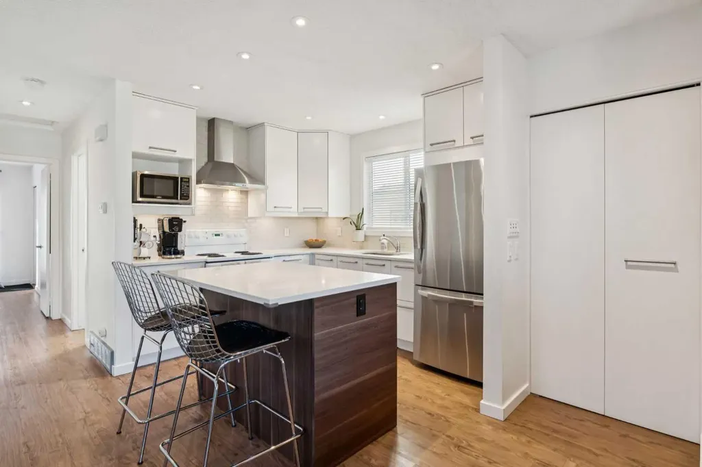 65 Tararidge Close NE Calgary AB T3J 2P5