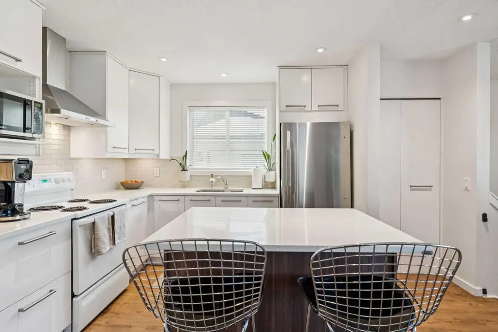 65 Tararidge Close NE Calgary AB T3J 2P5