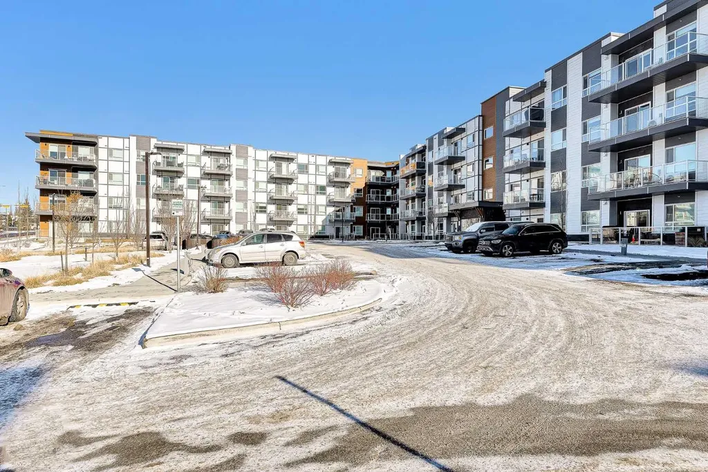360 Harvest Hills Way NE Calgary AB T3K 2S1