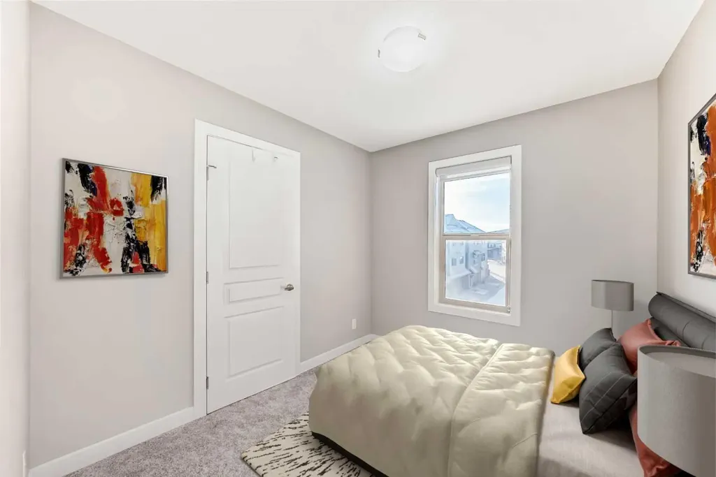 32 Horseshoe Crescent Cochrane AB T4C 2P4