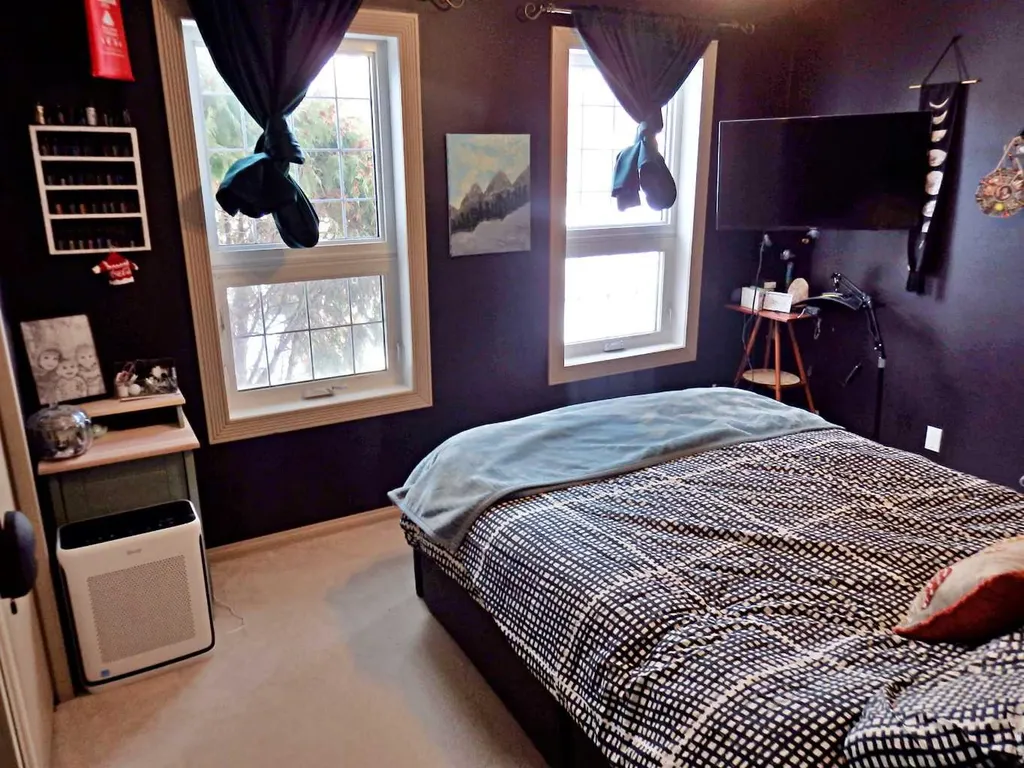 5819 51 Avenue Vermilion AB T9X 1V8