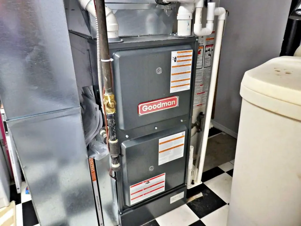 5819 51 Avenue Vermilion AB T9X 1V8