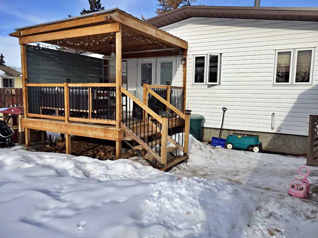 5819 51 Avenue Vermilion AB T9X 1V8